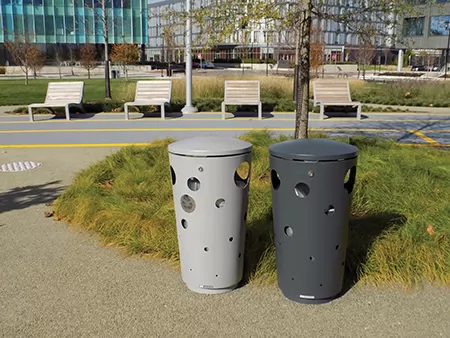 户外垃圾桶