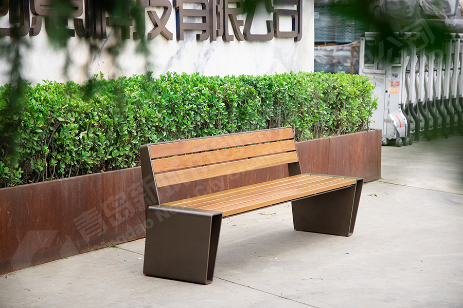 西安公园椅,陕西休闲椅,景观座椅,铁艺菠萝格长椅
