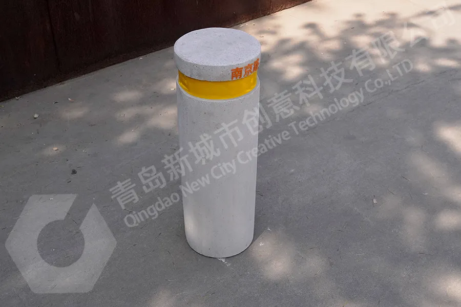 UHPC路桩,超级混凝土挡车柱,公园路障,停车场防撞柱