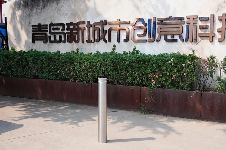 带灯路桩,挡车柱,警示柱,不锈钢隔离柱,停车场路障