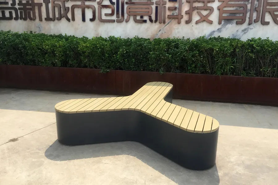 户外创意座椅,公园椅厂家,简约三角坐凳,不锈钢坐凳