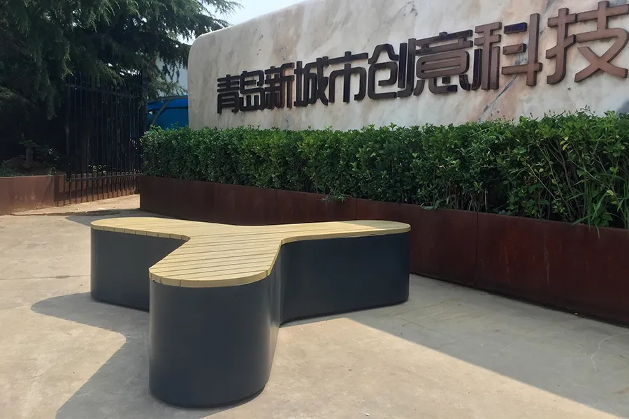 户外创意座椅,公园椅厂家,简约三角坐凳,不锈钢坐凳