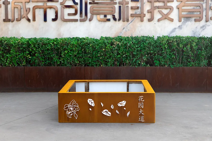 铁艺花箱,锈板花箱,锈板户外花箱定制,镂空锈板花坛