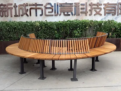 布鲁克弧形公园椅